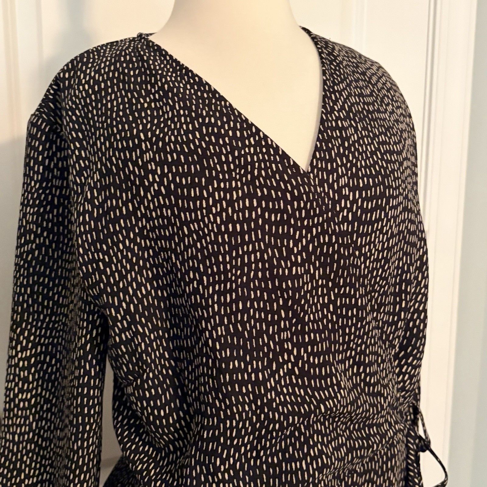 Nwt Amalli Talli Black White Polka Dot Long Sleeve Wrap Maxi Dress Womens Medium — image 2 of 8